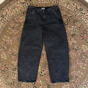 Future collective barrel jeans